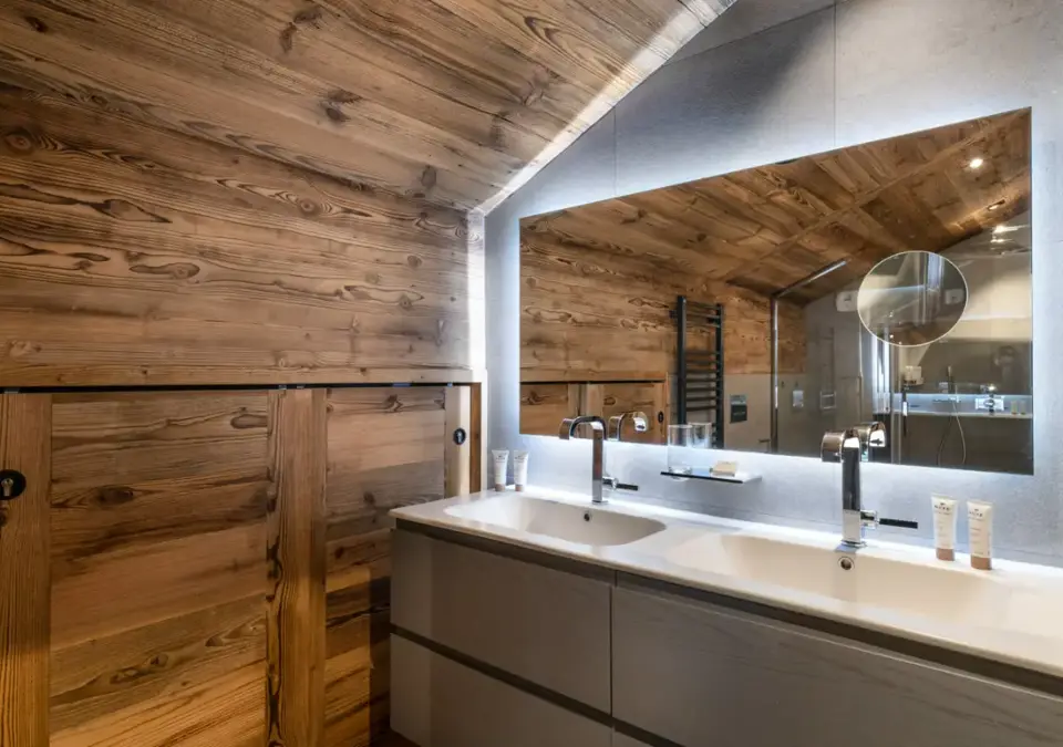 Vail_Lodge-Val_dIsere-Apt A32 (8).webp