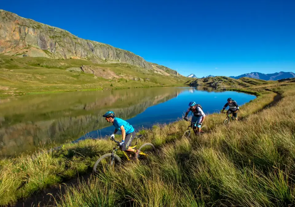 Alpe d'Huez mountain biking.webp