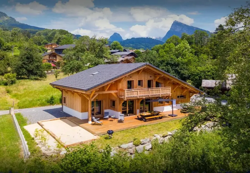 Chalet Lezopea, Samoens (self catered chalet) - Quiet location