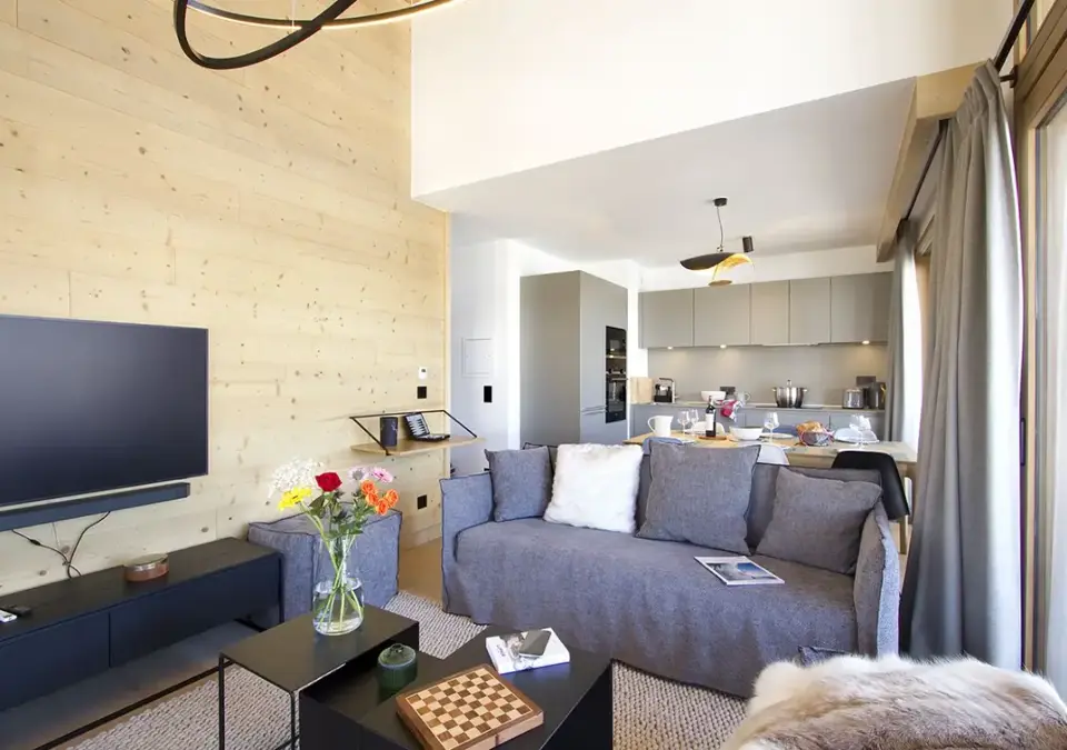 Phoenix-Alpe d'Huez-Typical C building apartments (16).webp