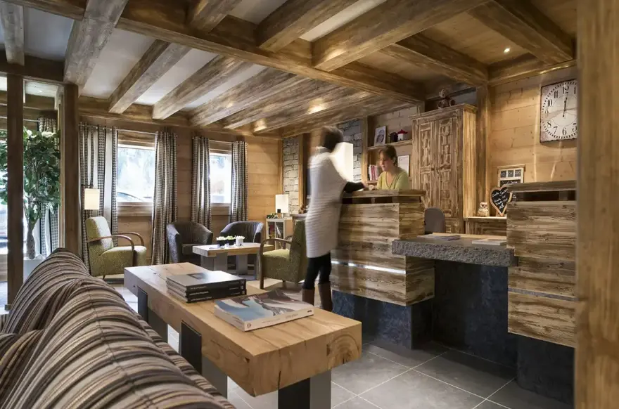 Les Chalets d'Angele-Chatel-Reception.webp