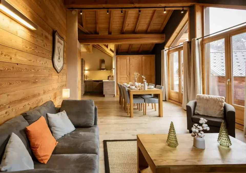 Adrien-Valloire-Apt 8 (7).webp