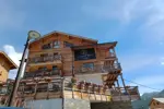 Chalet Blanc-Montgenevre.webp