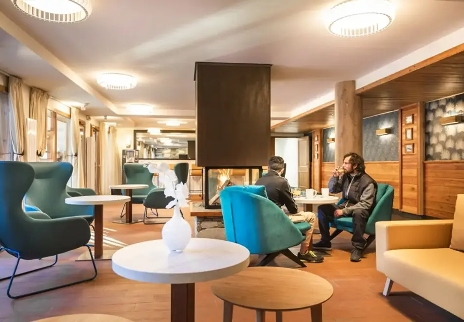 Hameau des Airelles, Montgenevre (self catered apartments) - Residence lounge