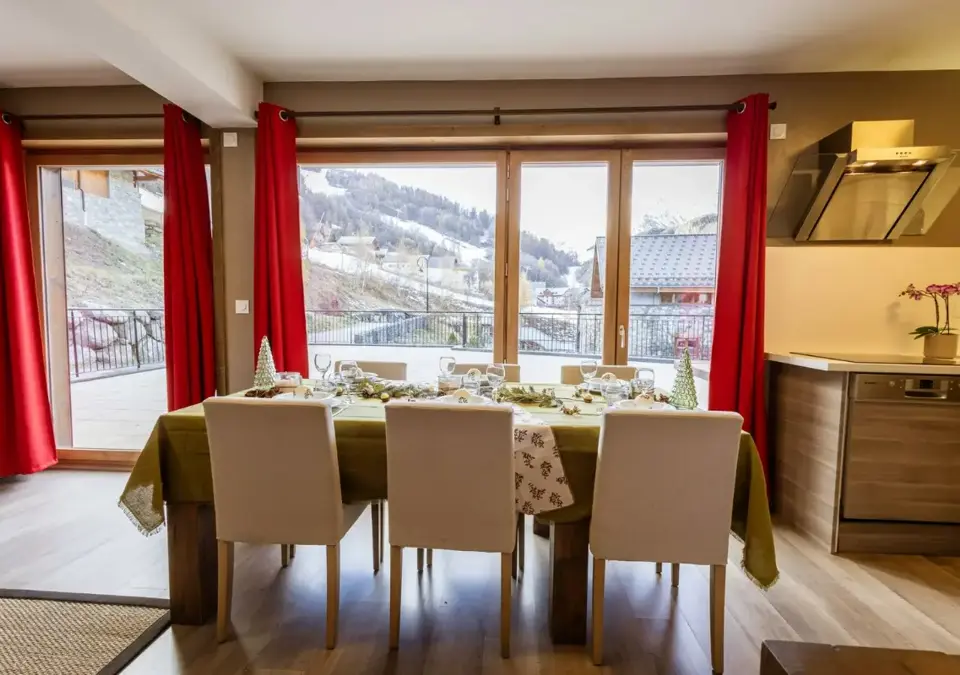 Adrien-Valloire-Apt 6 (7).webp