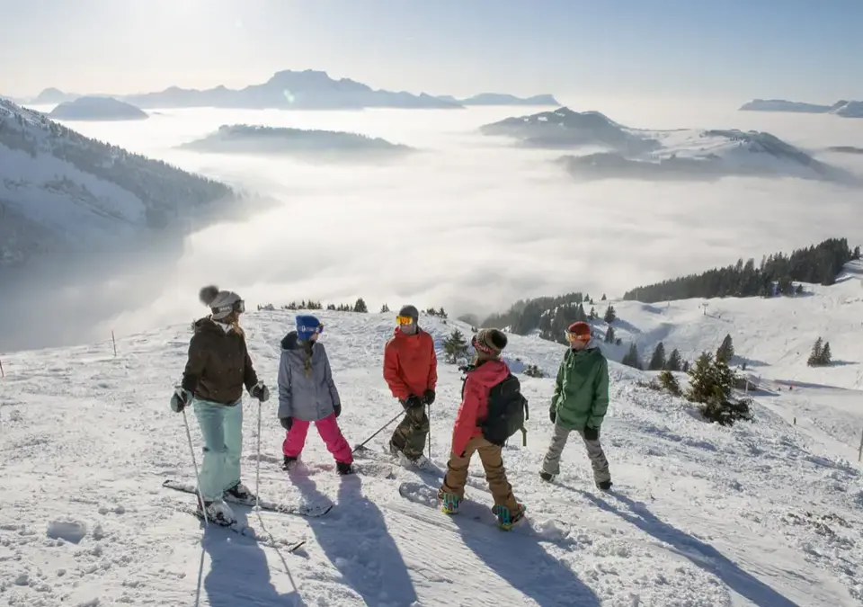 La Clusaz skiing (©PascalLebeau) (1).webp