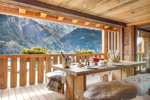 Ancolie, St Nicolas de Veroce (chalet) - Terrace views