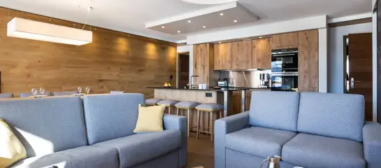 4 bedroom excellence suite apartment sleeping 8/10 (c.142m2):
