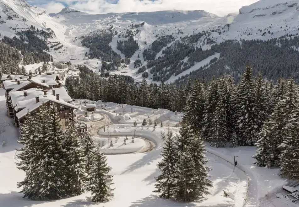 Les Terrasses de Helios, Flaine (self catered apartments) - Ski-in/Ski-out