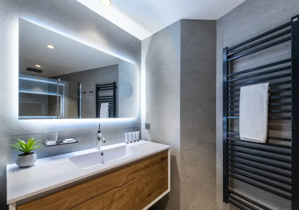 6-Alaska Lodge-Val d'Isere (2).webp