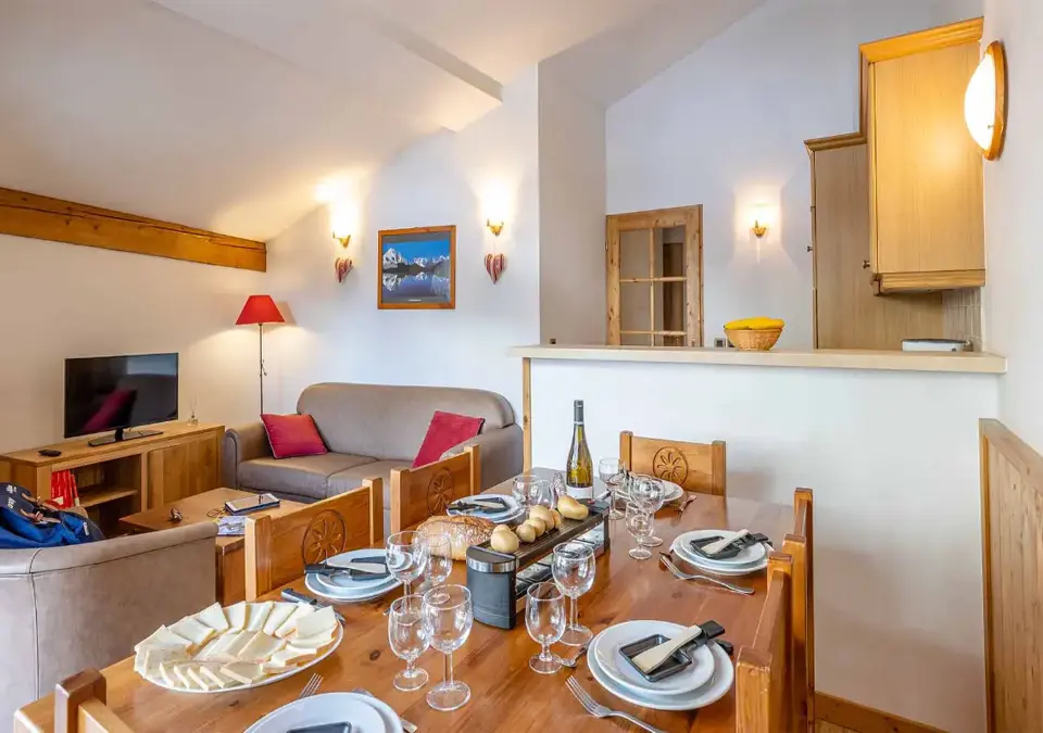 Les Jardin de la Vanoise-Pralognan-Typical 1 bedroom alcove 6 (4).webp