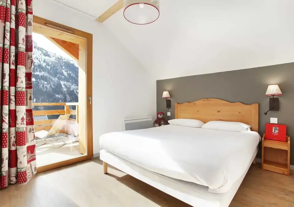 Le Crystal-Vaujany (2).webp