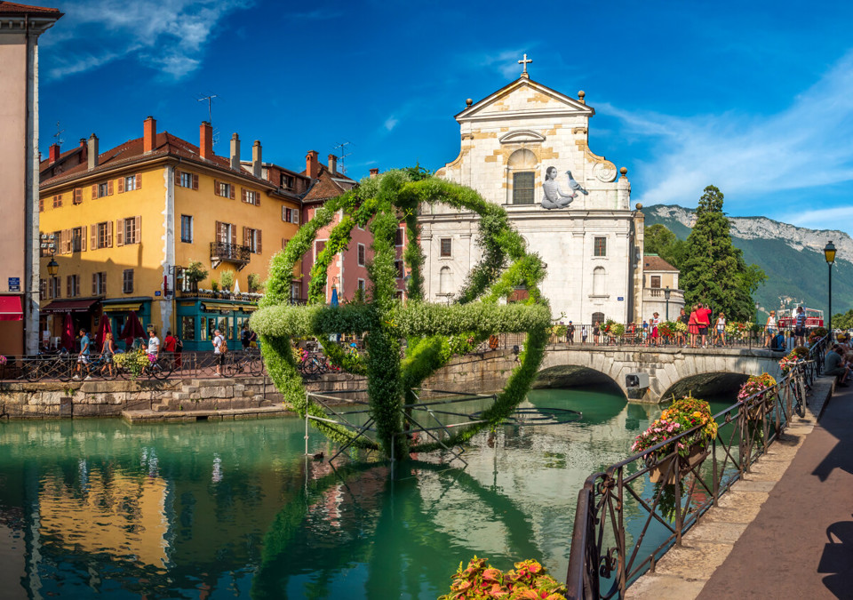 Lake Annecy (6).JPG