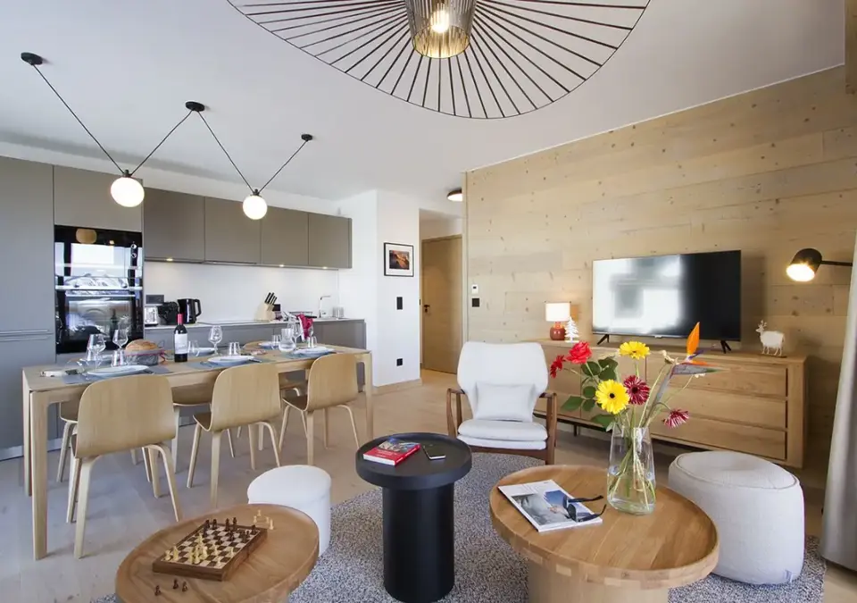 Phoenix-Alpe d'Huez-Typical B building apartments (11).webp