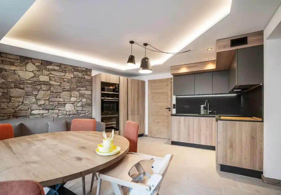 Quartz, Tignes Val Claret (self catered apartments) - Apartment 202 + 302 + 402