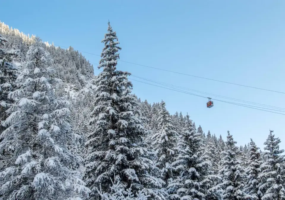 Cable car @Marina-Kokkelink-Office-de-Tourisme-de-Pralognan-la-Vanoise.webp