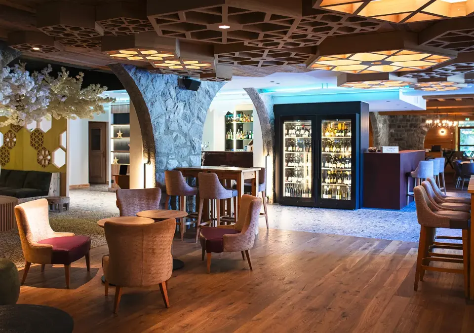 Hotel Beauregard-La Clusaz-Bar.webp