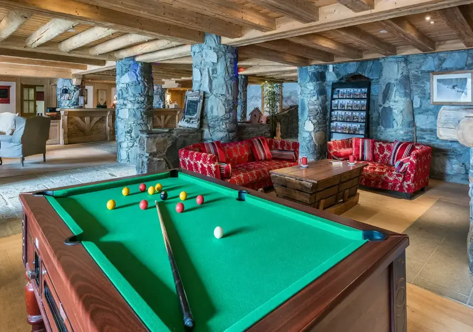 Les Cimes Blanches-La Rosiere-Reception lounge (2).webp