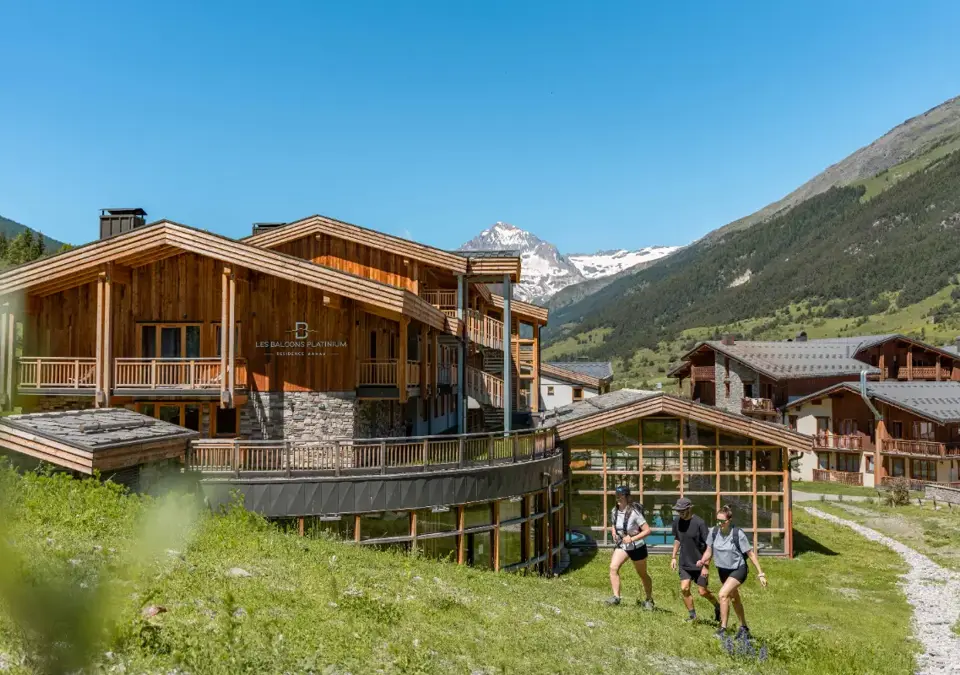 SUMMER-Les Balcons Platinium-Val Cenis-Exterior (©L.Brochot) (1).webp