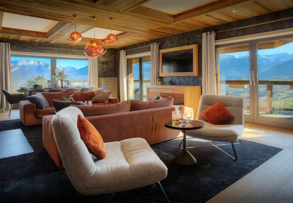 Chalet Kalyssia, Lake Annecy (self catered chalet) - Living area