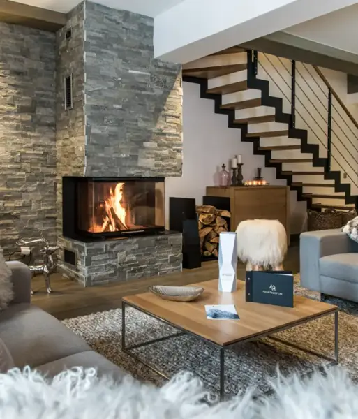 Whistler Lodge, Courchevel (self catered apartments) - Apartment B13 & B14