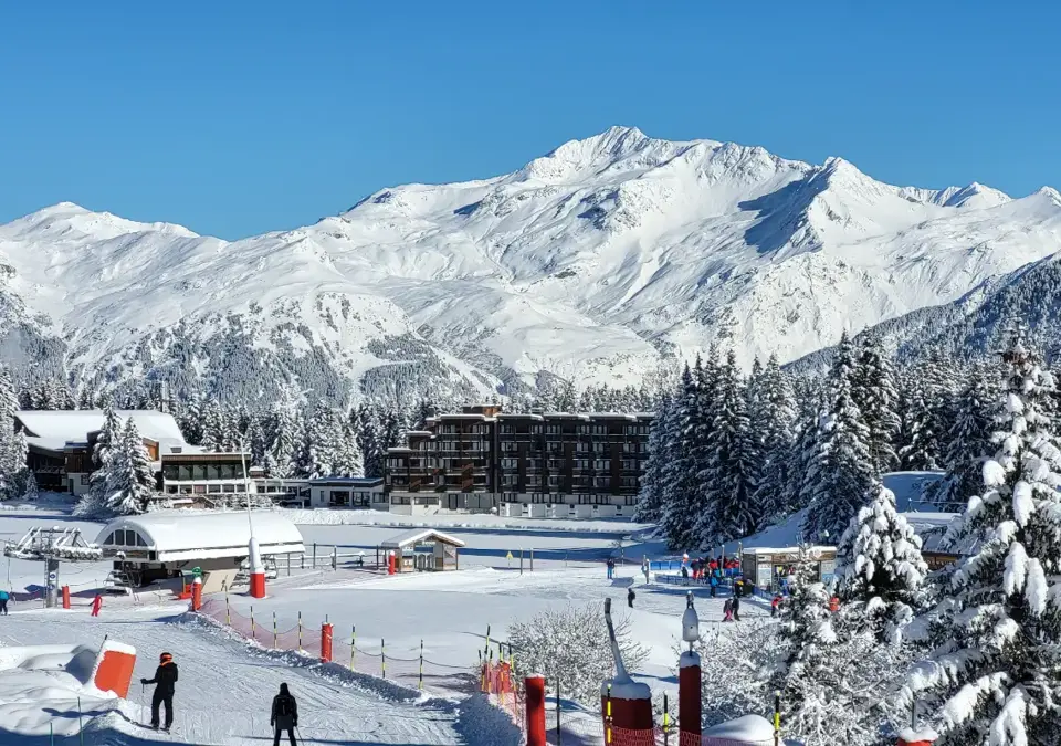 Courchevel ski resort (3).webp