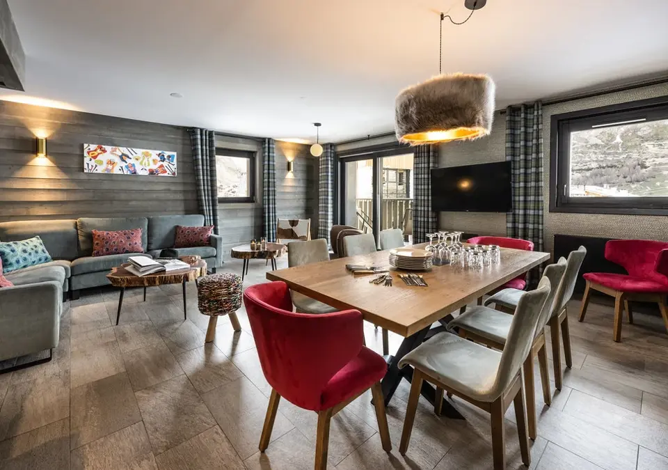 Izia-Val d'Isere-Typical apartment (1).webp