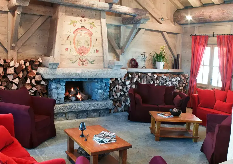Hameau du Beaufortain-Les Saisies-Residence reception.webp