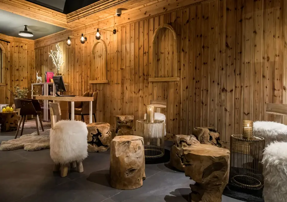 Montana Valbel - Village Montana-Building reception (1).webp
