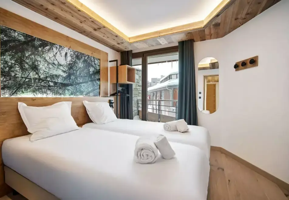 Le Quartz, Tignes Val Claret (self catered apartments) - Typical style of 203, 303, 403, 503
