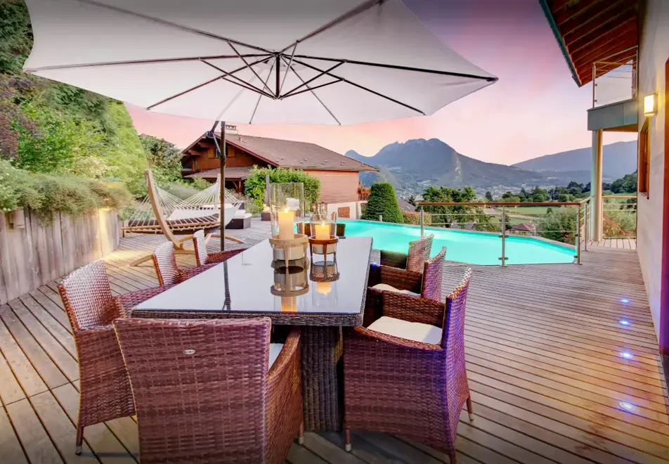 Villa Flying Dragon, Lake Annecy (self catered chalet) - Outdoor pool and terrace