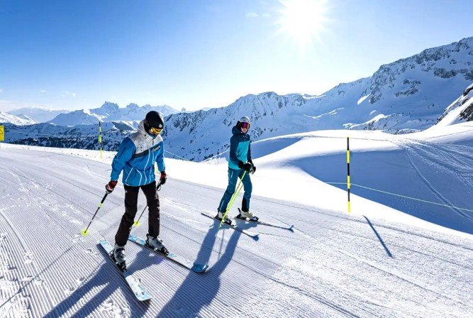Areches Beaufort (@PalomaStriby).jpg