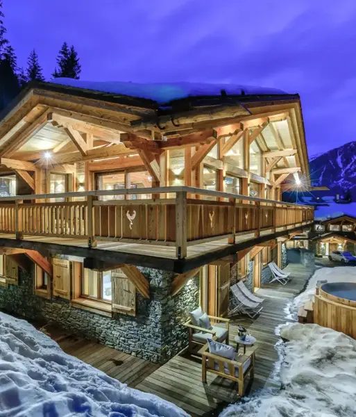Chalet Saphir, Chamonix (self catered chalet) - Exterior shot with private outdoor hot tub (©A.Jonhston)