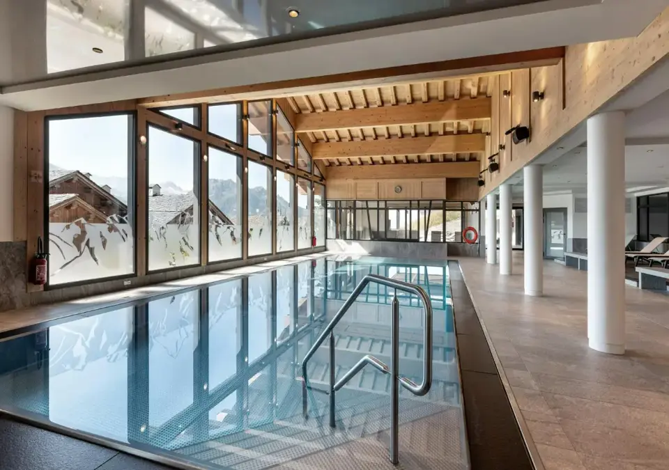 Alpen Lodge-La Rosiere-Indoor pool (2).webp