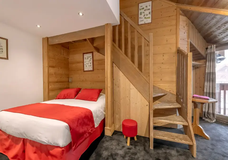 eterlou-meribel-chambre_famille_4personnes (4).webp