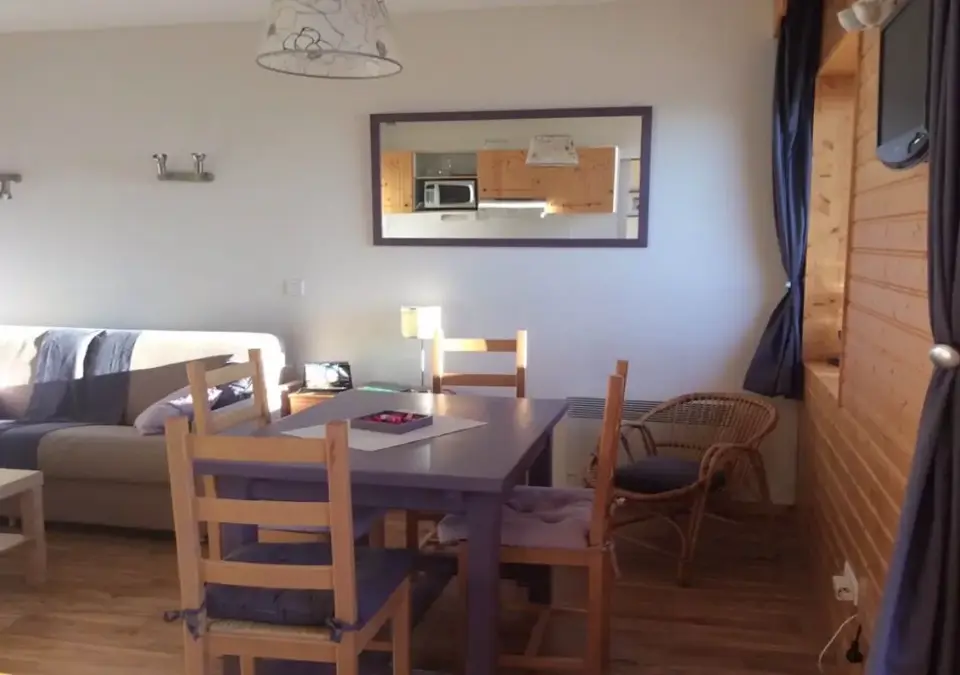 Les Balcons de Recoin-Chamrousse-Typical apartment style (6).webp