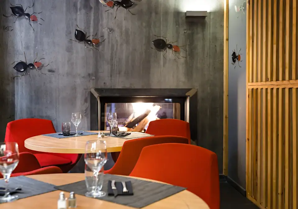 Anova Hotel-Montgenevre-Restaurant (2).webp