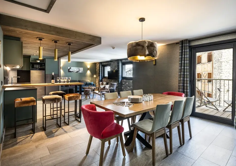 Izia-Val d'Isere-Typical apartment (3).webp