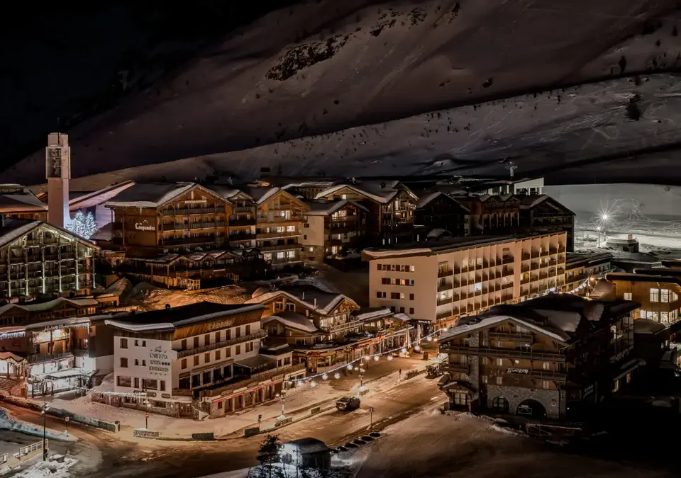 Tignes le lac (©andyparant).webp