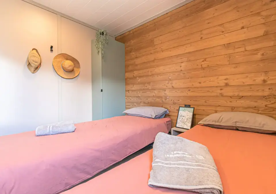 Camping La Buidonnière, Aussois-Chalet 6 pers (1).webp