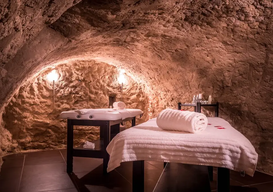 Hotel Le Grand Aigle-Serre Chevalier-Treatment room.webp