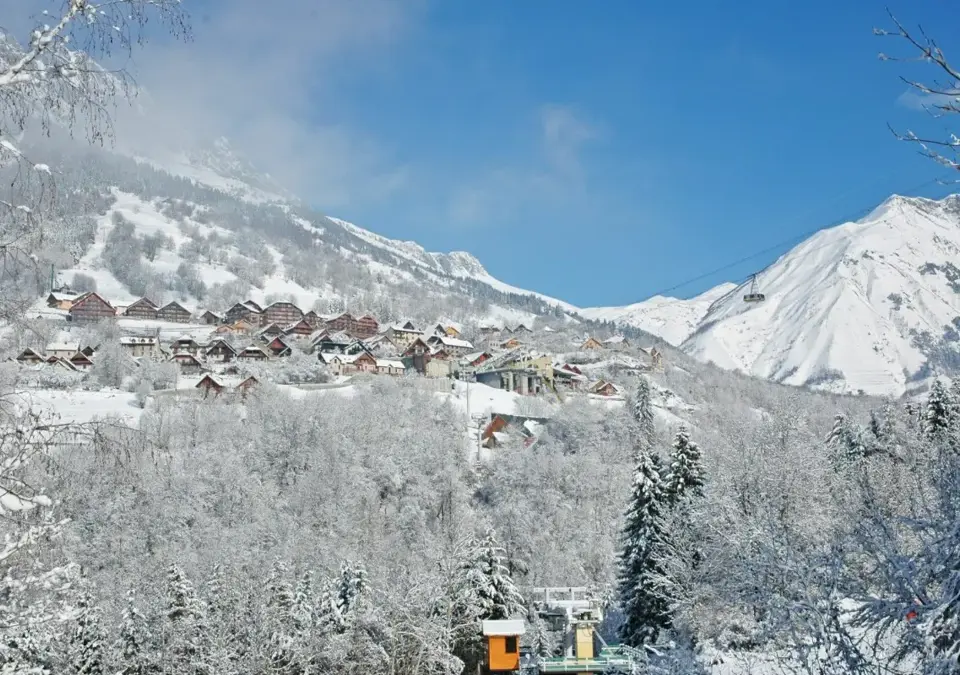 Vaujany Ski Resort (1).webp