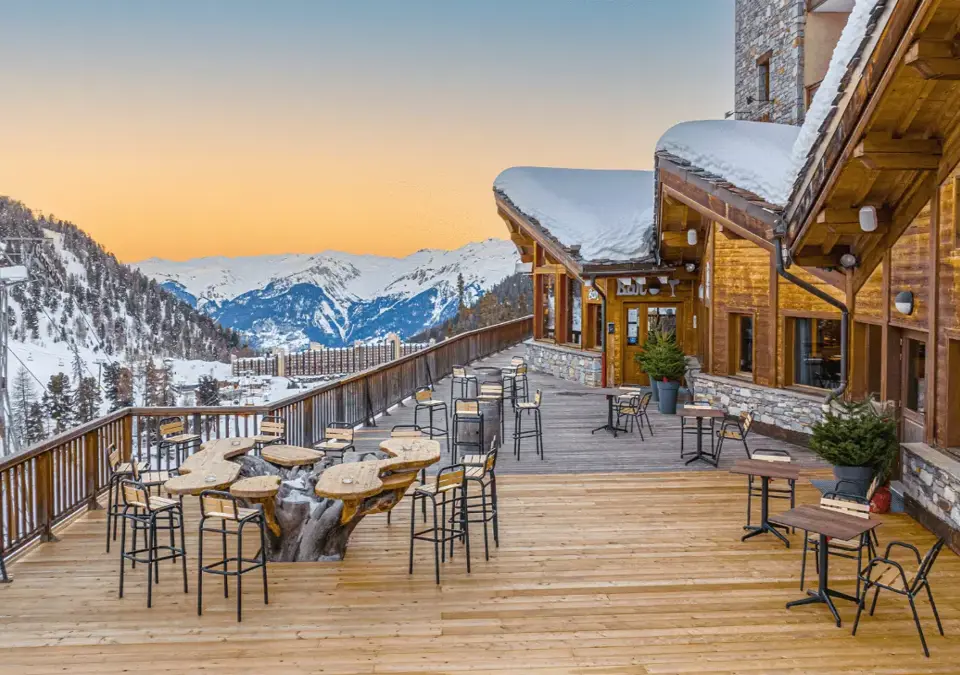 Carlina hotel and apartments-Belle Plagne-Terrace (2).webp