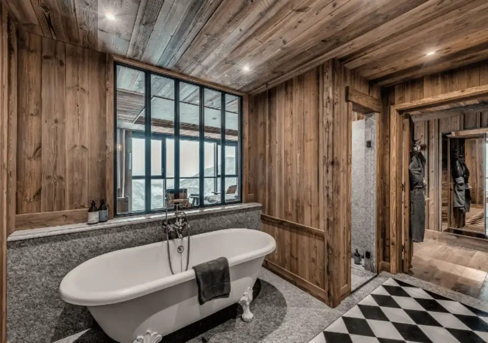 Le Refuge de Solaise-Val d'Isere-World cup (3).webp