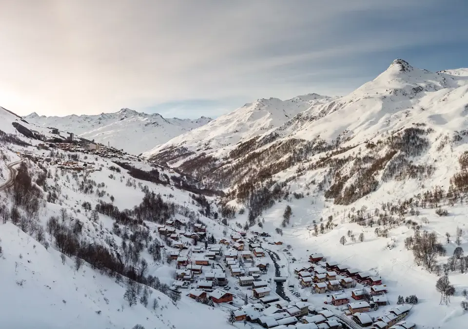 Les Menuires ski resort viewed from Le Bettex Vincent LOTTENBERG