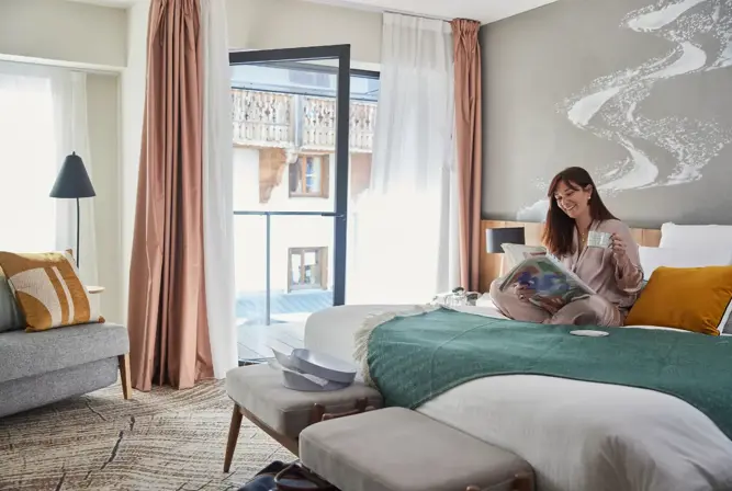 Voulezvous-Tignes-Privilège Balcon room (©Zoé Fidji).webp