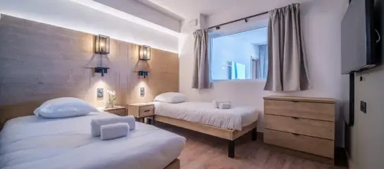 Apartment 510 sleeping 8 (c.95m2):