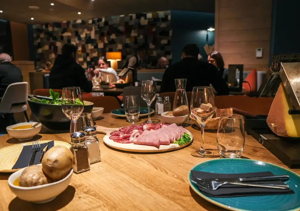 Panorama-Flaine-Bar restaurant (2).webp