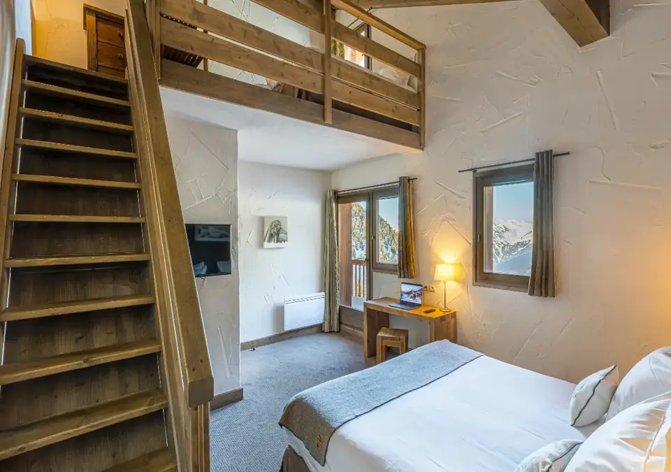 Carlina hotel-Belle Plagne-Typical Junior suite (5).webp