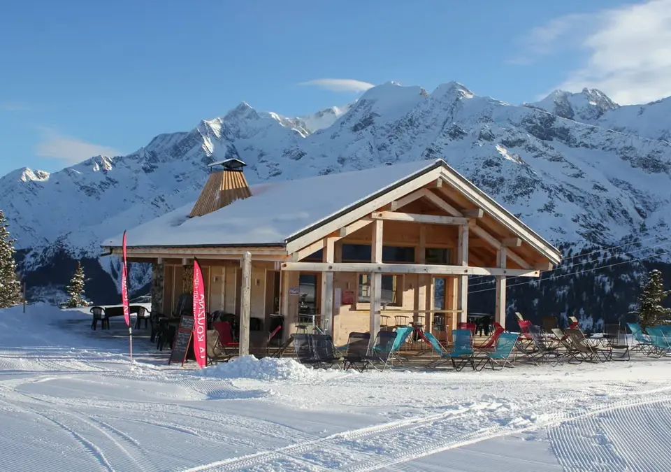 Les Contamines mountain restaurant (2).webp